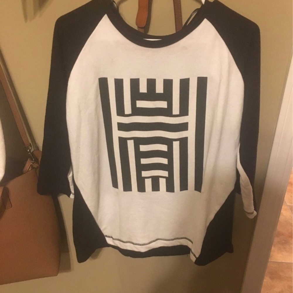 Forever 21 Black and White Sweater
